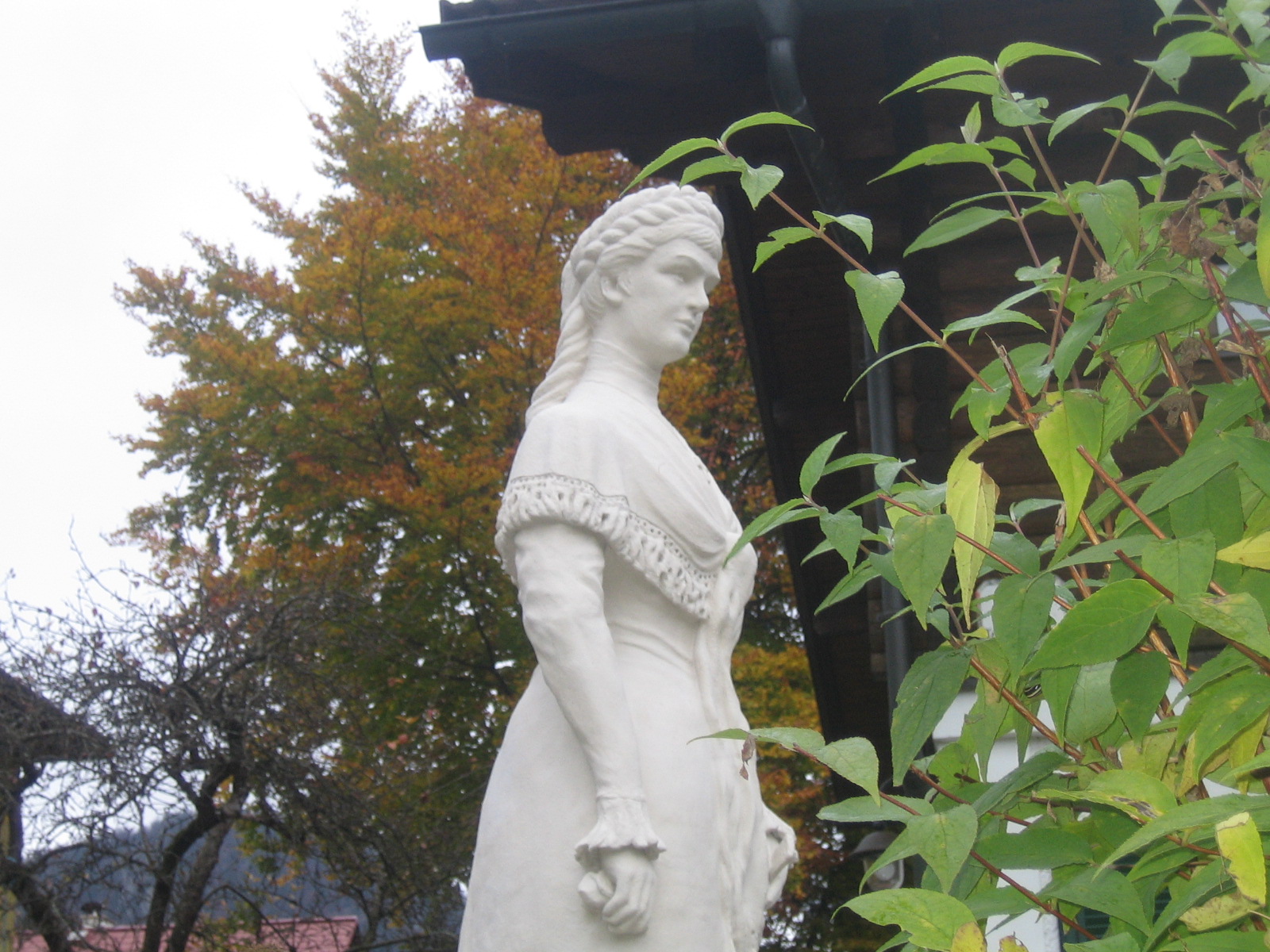 Empress Elisabeth Statue