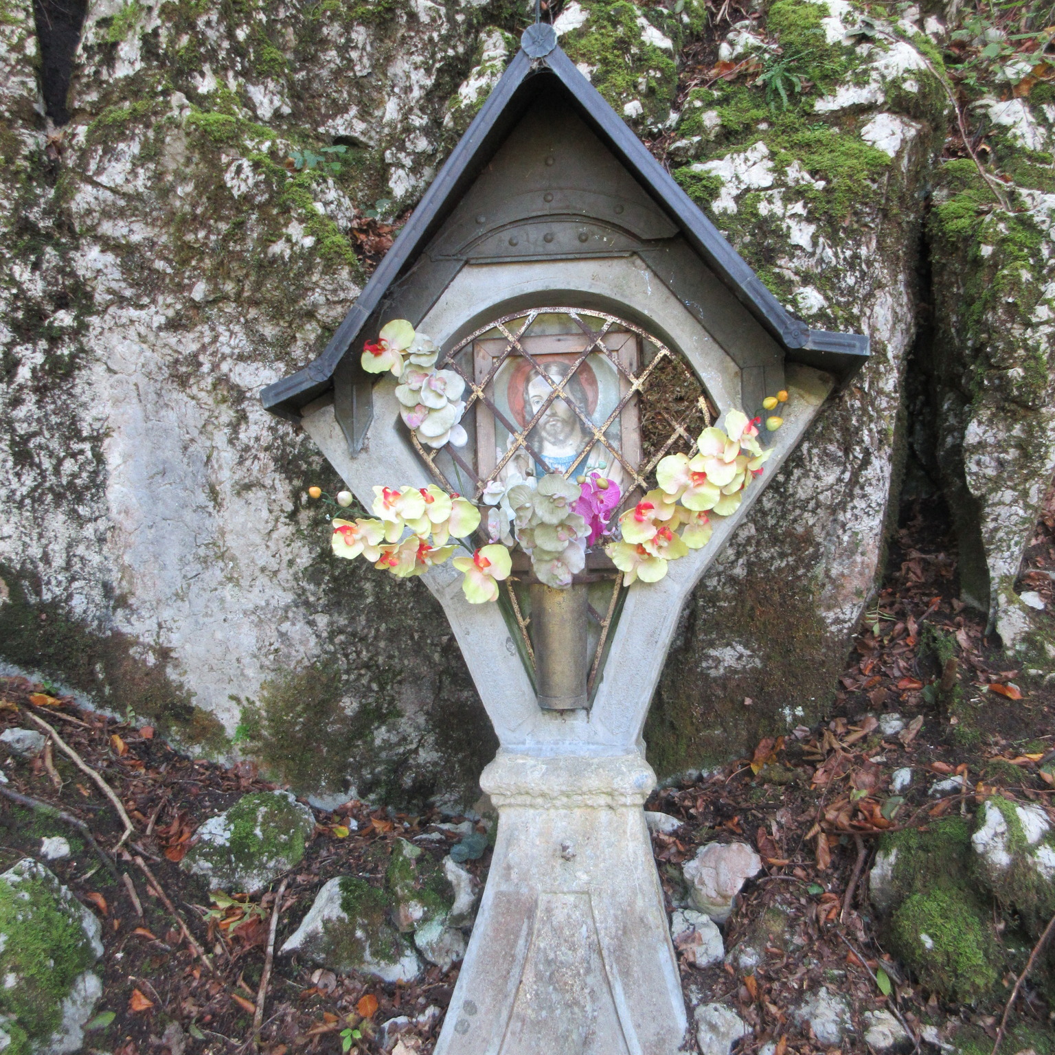 Wayside Elisabeth-Waldweg Trail shrine