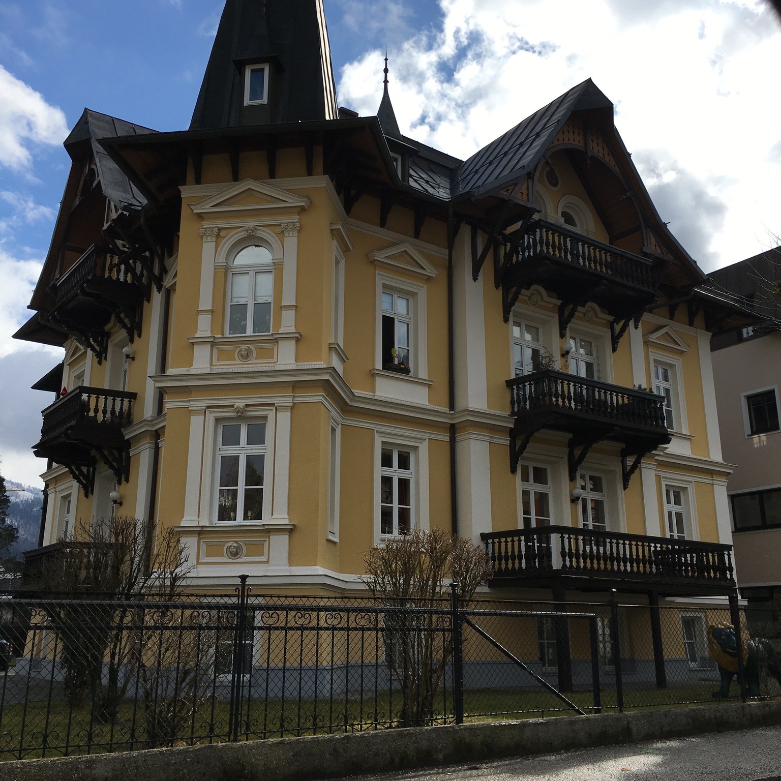 Villa Kurhausstraße 6