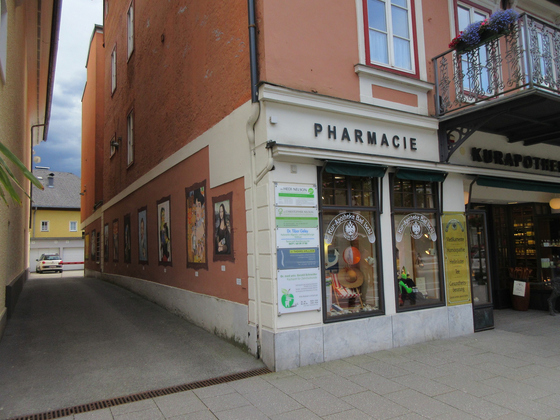 Murals Gallery Kurapotheke Pharmacy