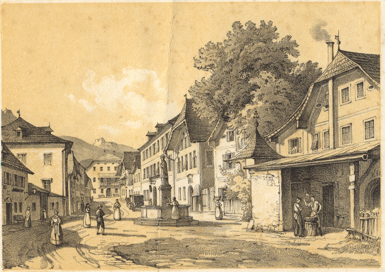 Kreuzplatz with fountain