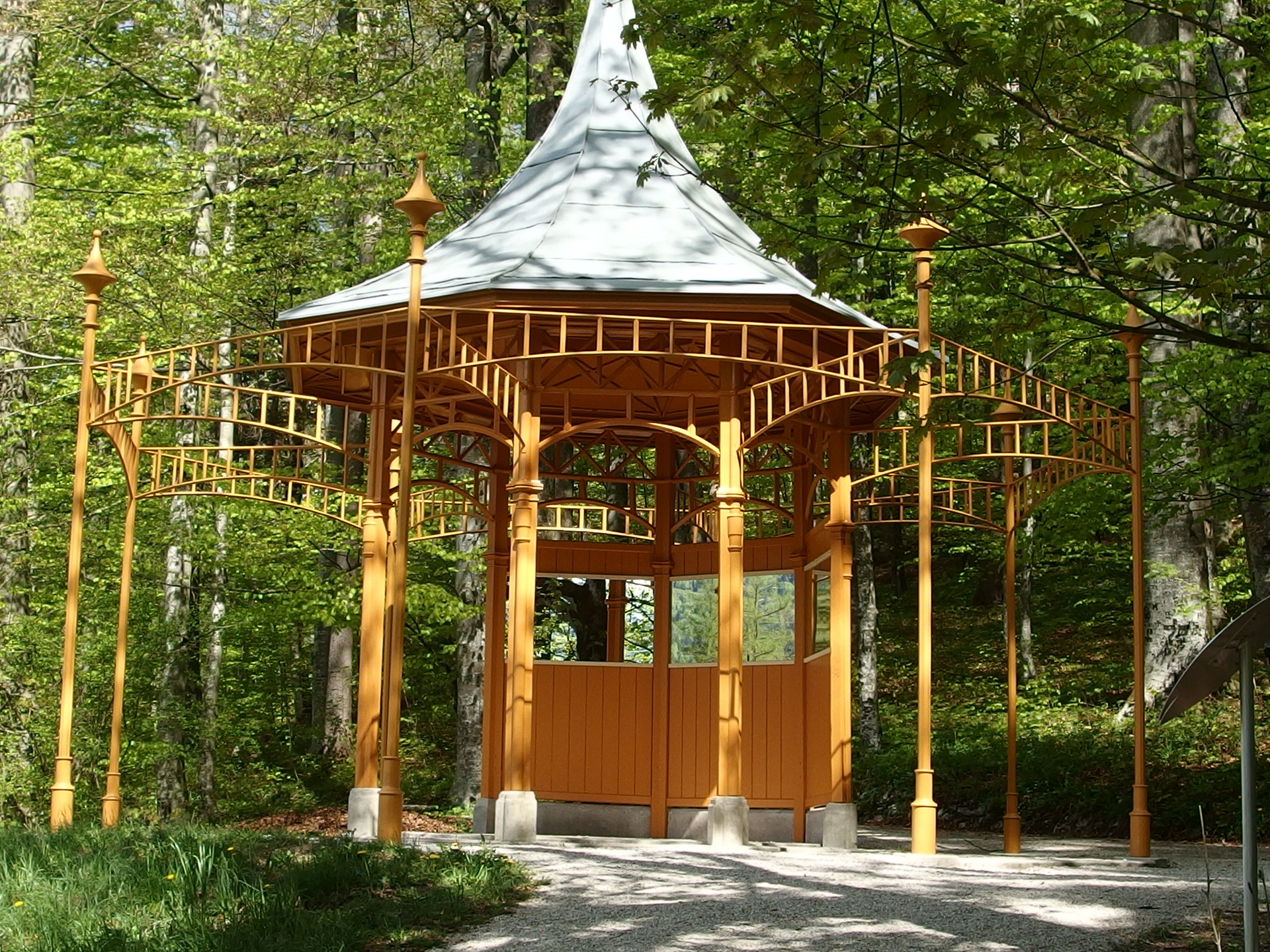 Mirror Pavilion
