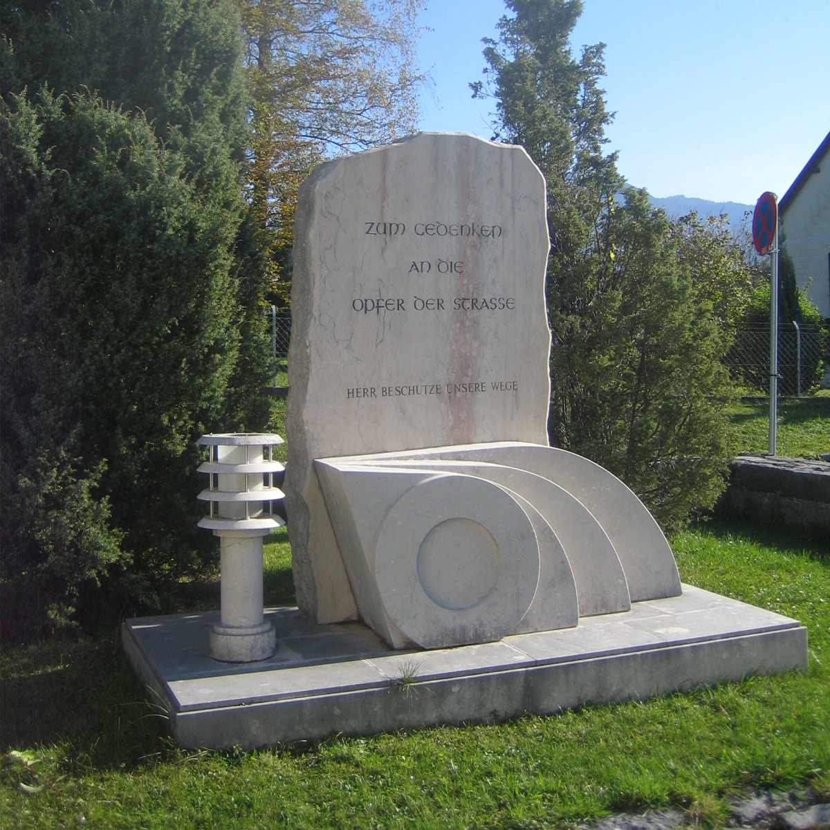 Mahnmal Opfer der Straße